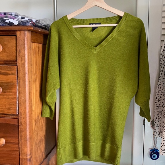 New York & Company Sweaters - New York & Company Green Balloon Sleeve Sweater